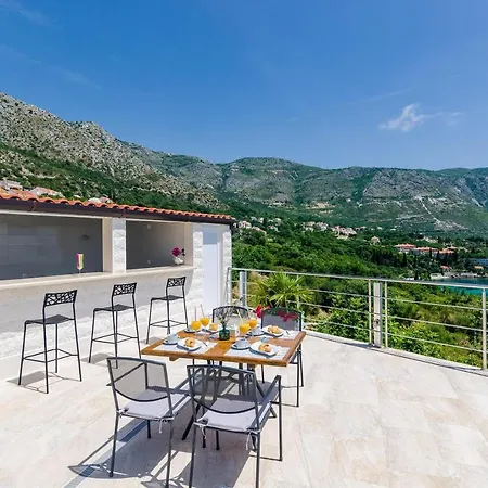 Sandito-one-bedroom With Balcony And Sea View Apartman *